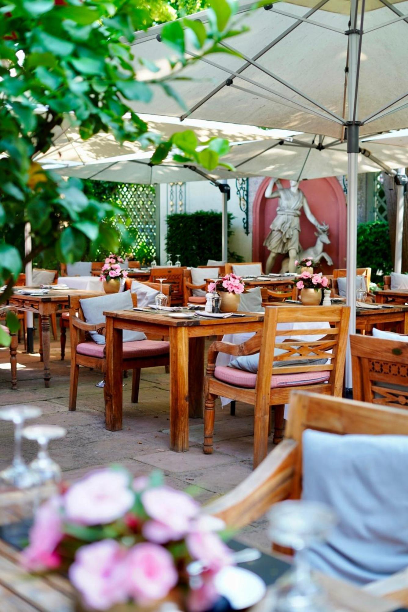 Hotel-Restaurant Erbprinz Ettlingen Exteriör bild
