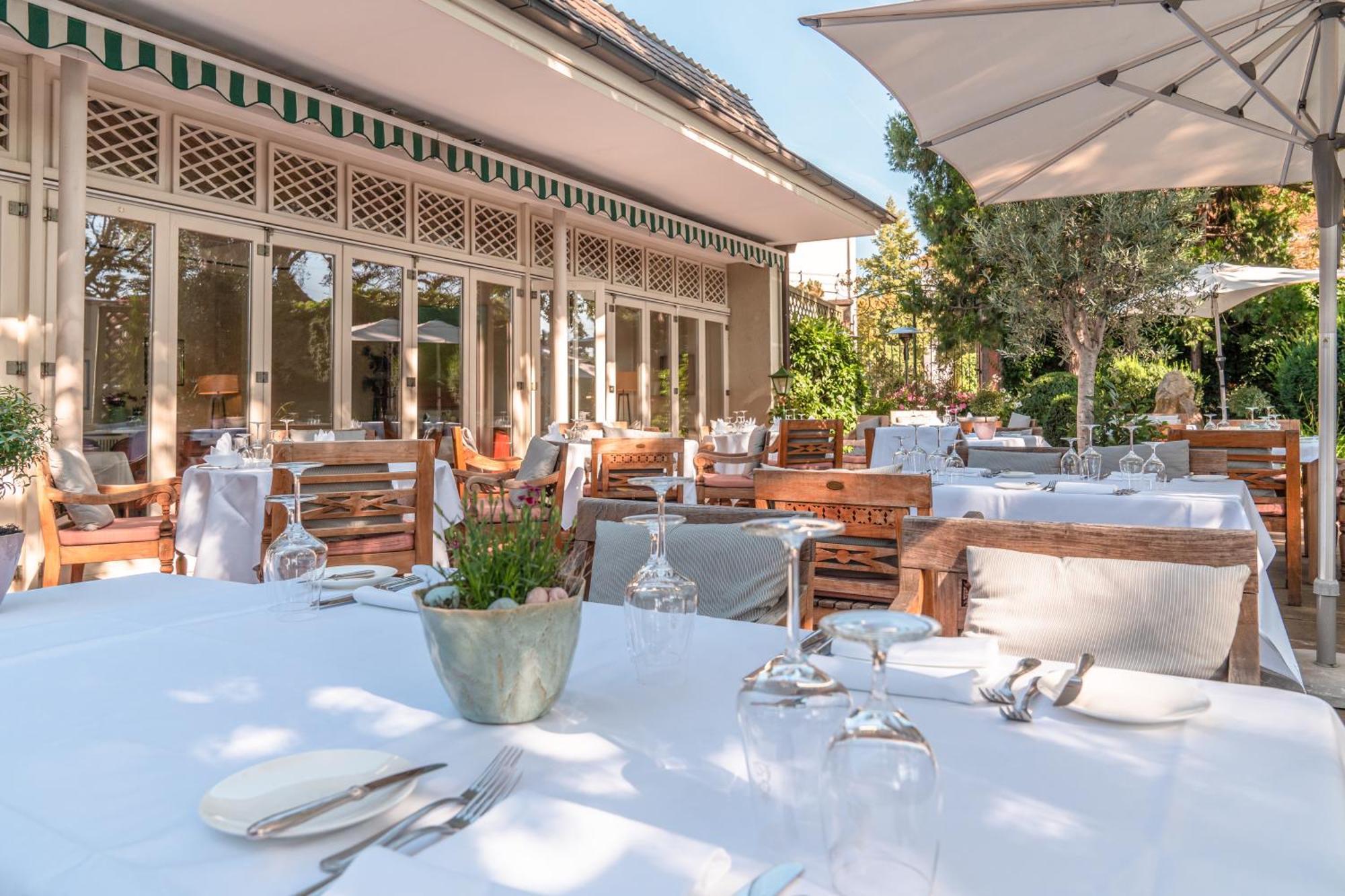 Hotel-Restaurant Erbprinz Ettlingen Exteriör bild